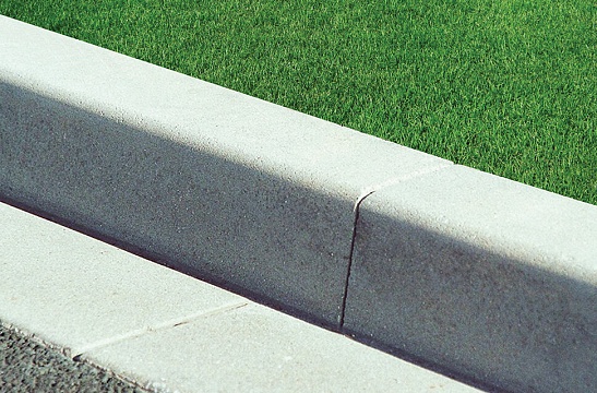 Как укладывать бордюр?